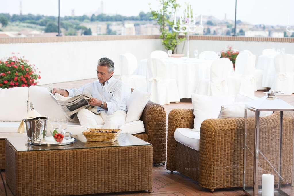 Garden Hotel 4*