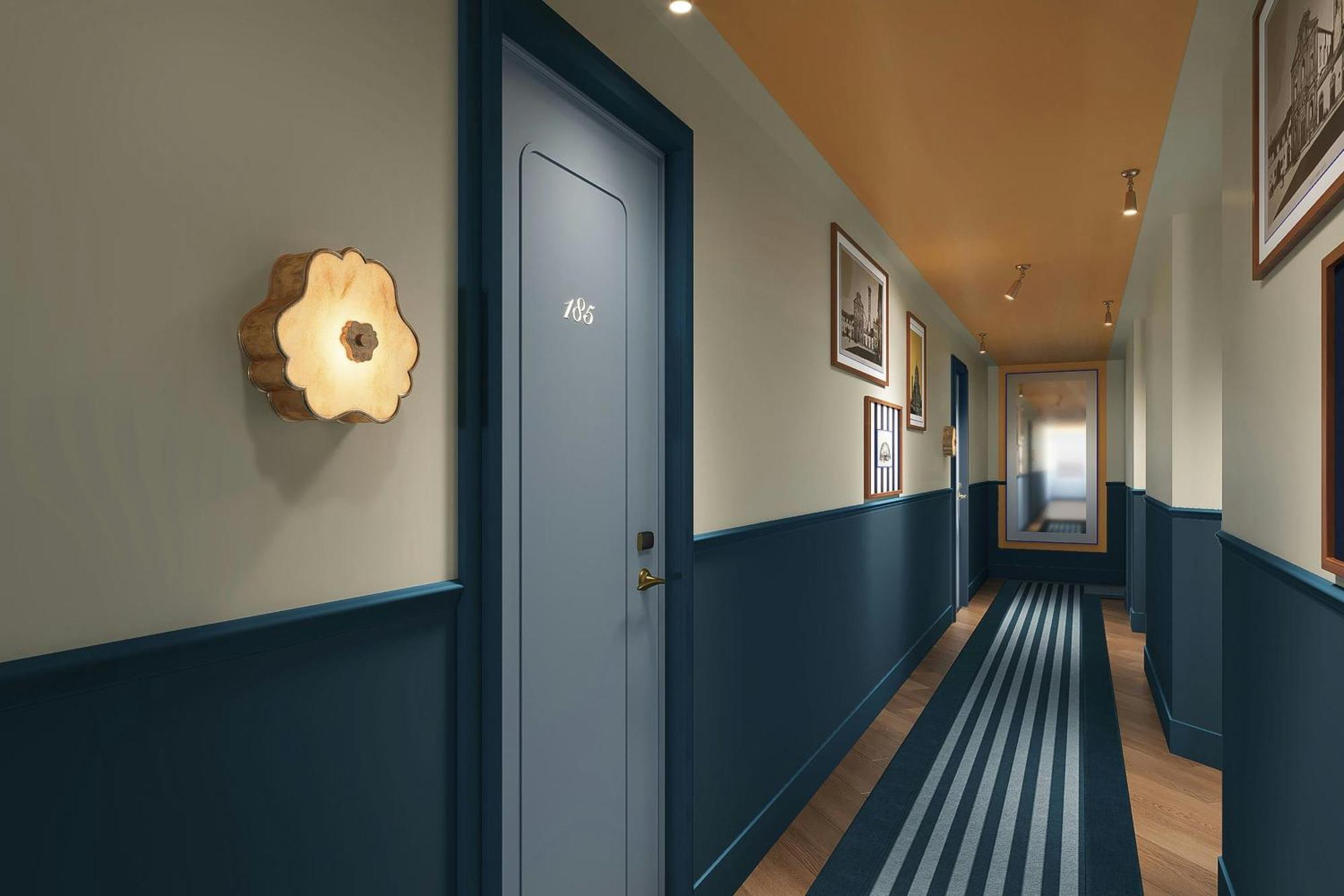 Garden Hotel 4*